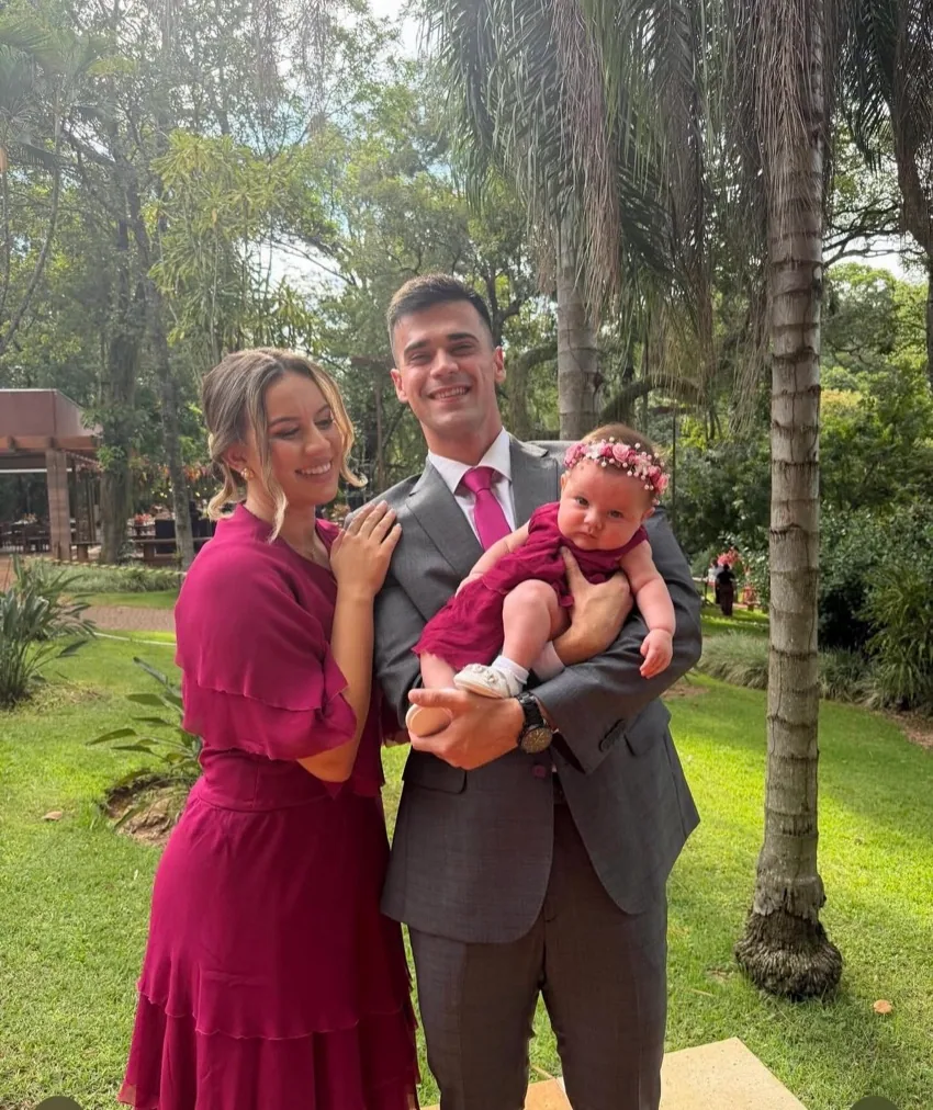 Dr. Guilherme Mosconi com a esposa e a filha